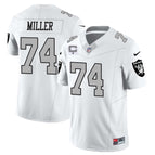 Kolton Miller - 74 (1 star) / White 2 / S